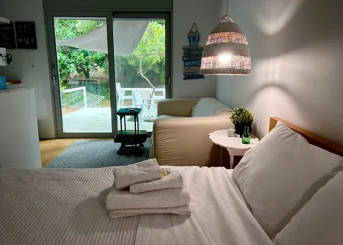 Cozy The Original 3* Chalkís